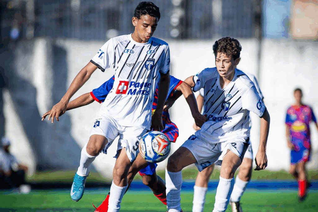Sub-14: Tirol vence o Tiradentes na estreia da Liga Ceará
