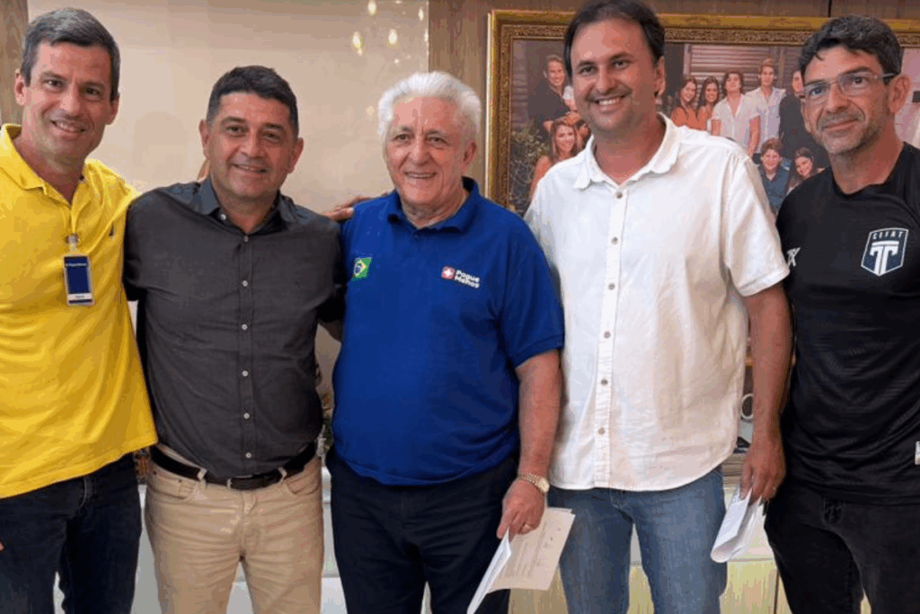 Tirol fecha parceria com a cidade de Aquiraz