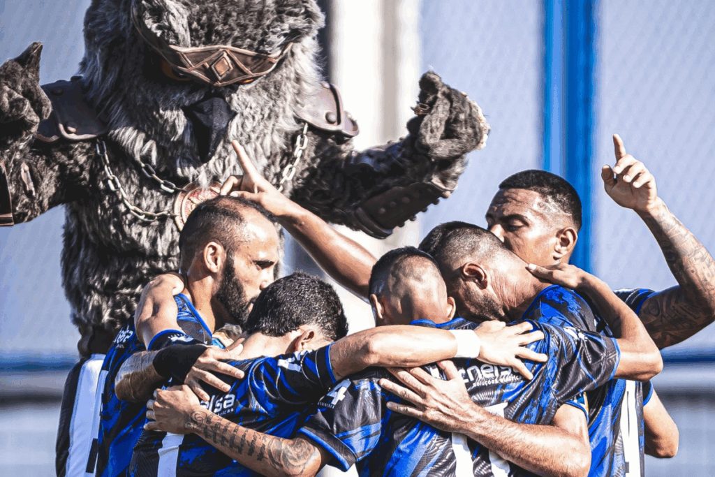 Fares Lopes: Tirol inicia competição vencendo fora de casa