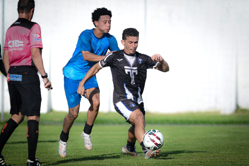 Com foco na estreia, Tirol finaliza semana com jogo-treino diante do Floresta